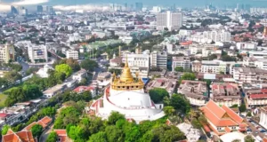 Vista aérea de Wat Saket en Bangkok, Tailandia